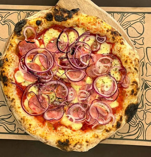 Pizza Calabresa